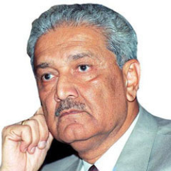Author Abdul Qadeer Khan
