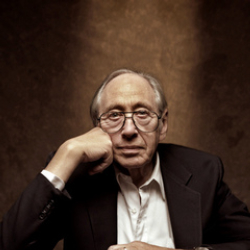 Author Alvin Toffler