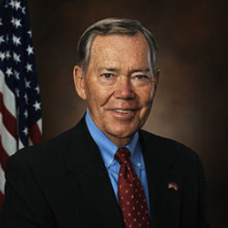 Author Craig L. Thomas