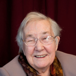Author Elaine Morgan