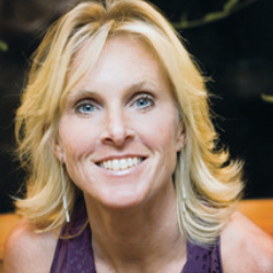 Author Elin Hilderbrand