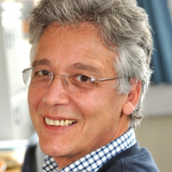 Author Irving Kirsch