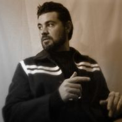 Author Jonathan Hickman