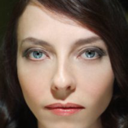 Author Juliet Landau