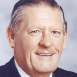 Author Lawrence Bossidy