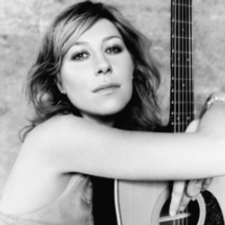 Author Martha Wainwright