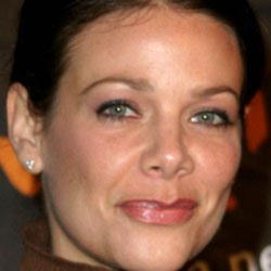 Author Meredith Salenger