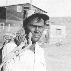 Author Michael Heizer