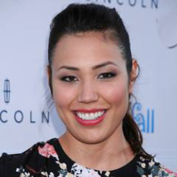 Author Michaela Conlin