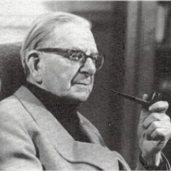 Author Neville Cardus