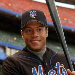 Author Roberto Alomar