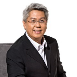 Author Ryan Cayabyab