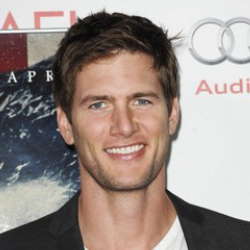 Author Ryan McPartlin